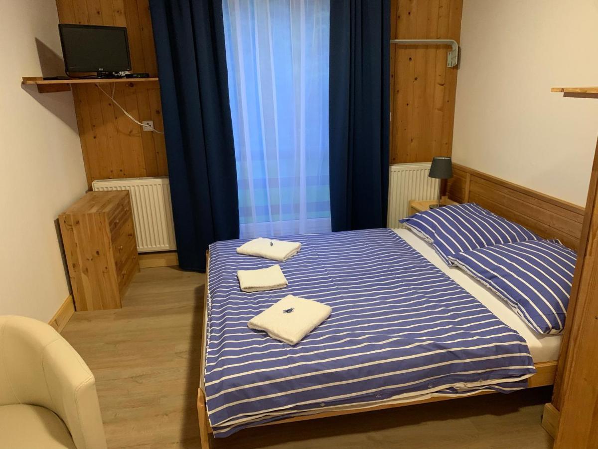 Penzion A Restaurace Vyhlidka Zelezna Ruda Luaran gambar