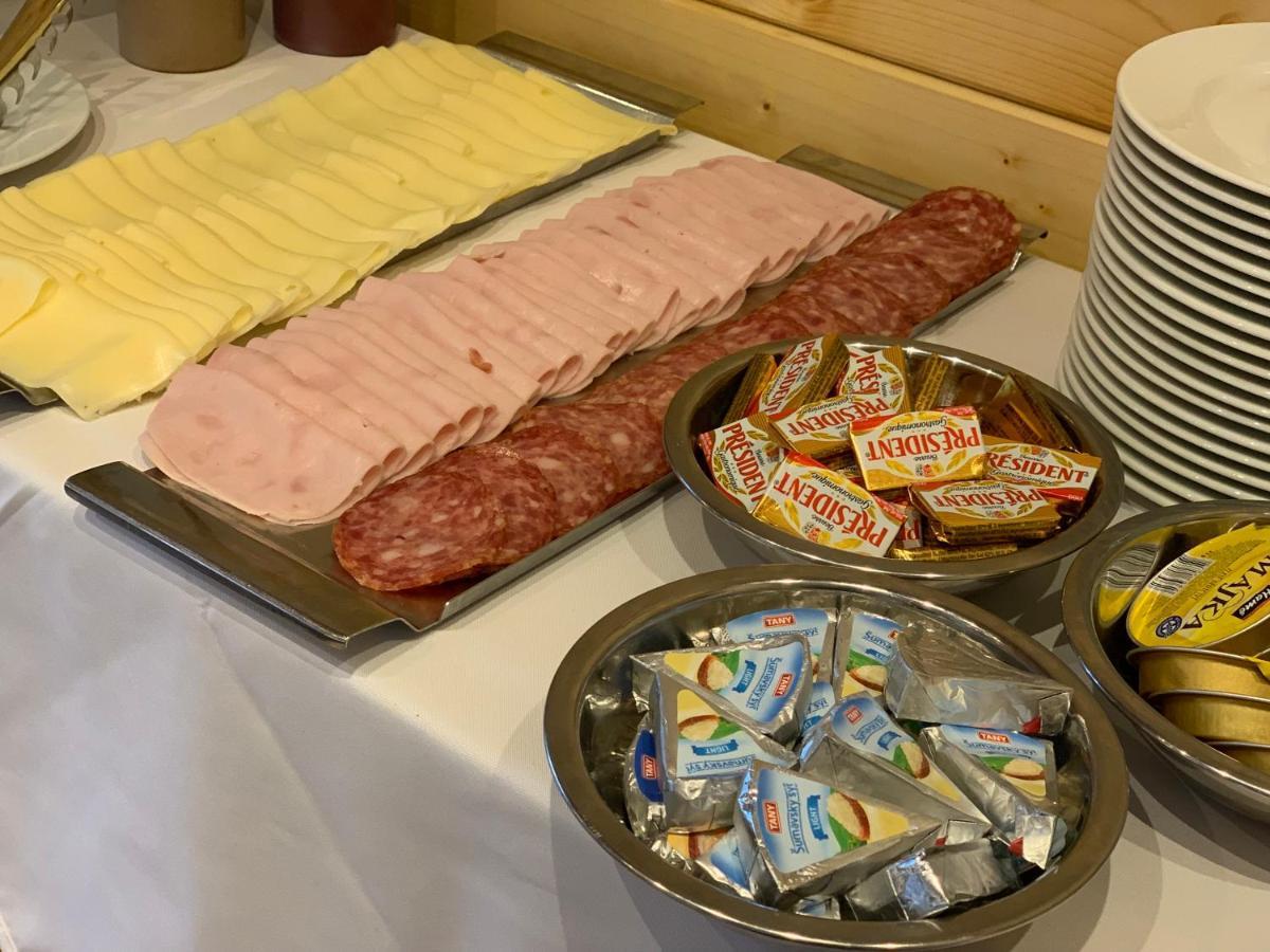 Penzion A Restaurace Vyhlidka Zelezna Ruda Luaran gambar
